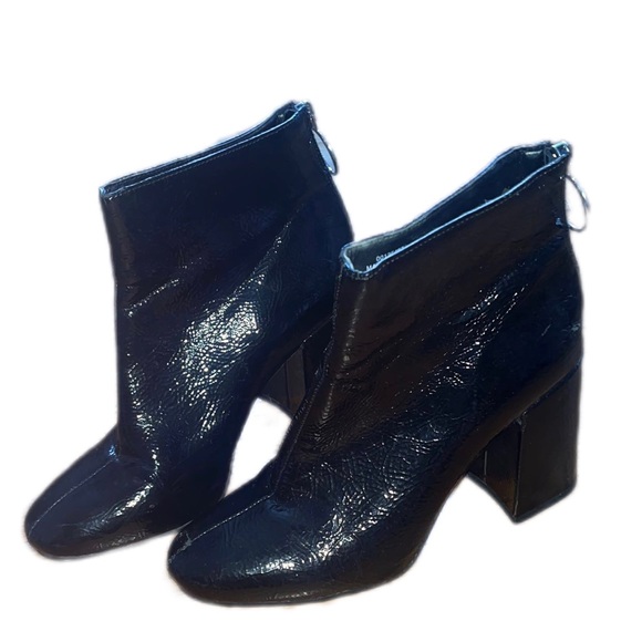Forever 21 Patent Leather Chunky Booties - Picture 2 of 6